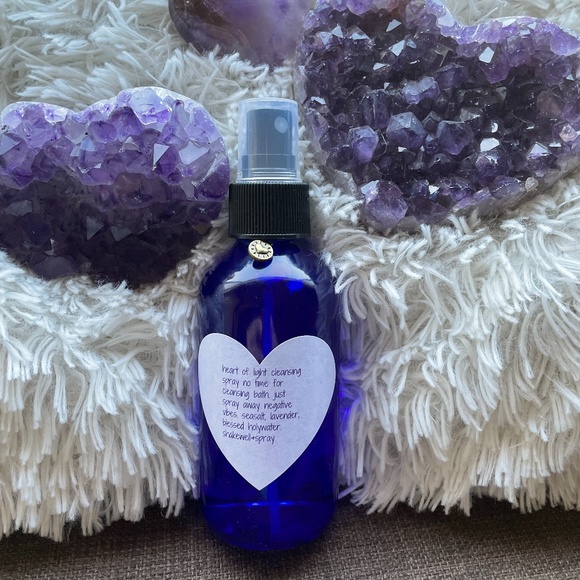 Cleansing Spray - Picture 2 of 3